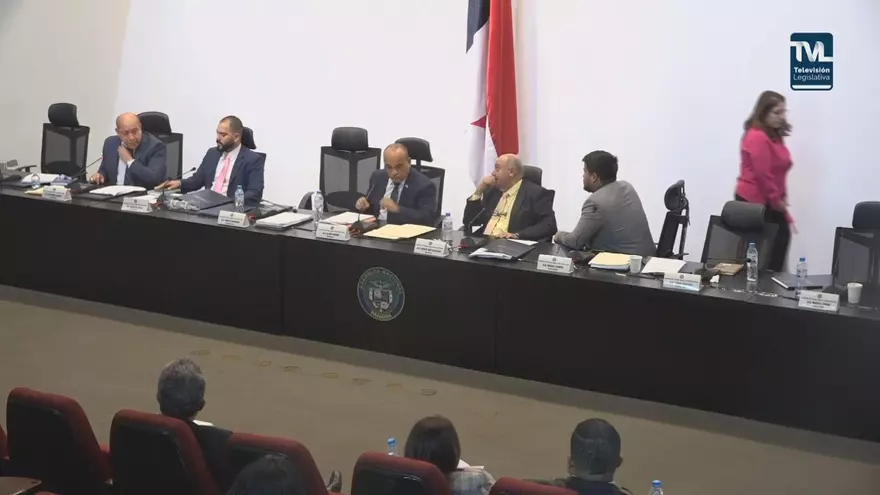 Comisión de Salud de la Asamblea Nacional derecta receso hasta el viernes 17 de enero.