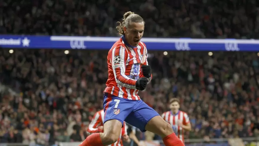 Antoine Griezmann marcó doblete en la UEFA Champions League