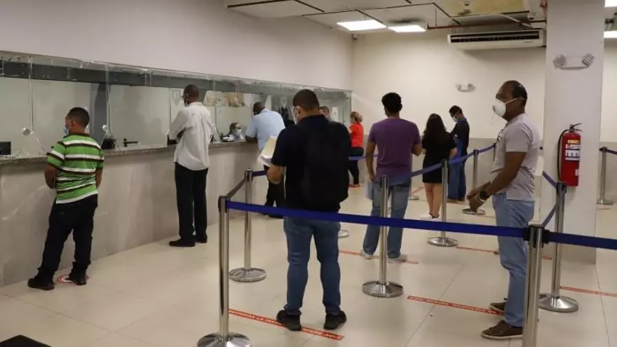 entrega de calcomanías